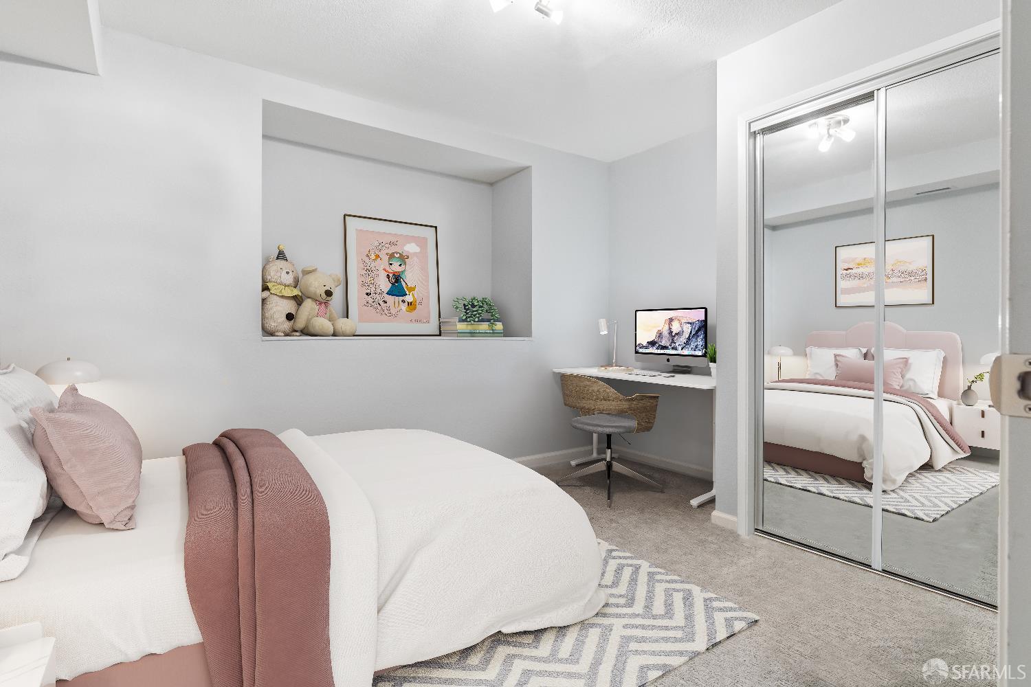 1541 Moraga Way