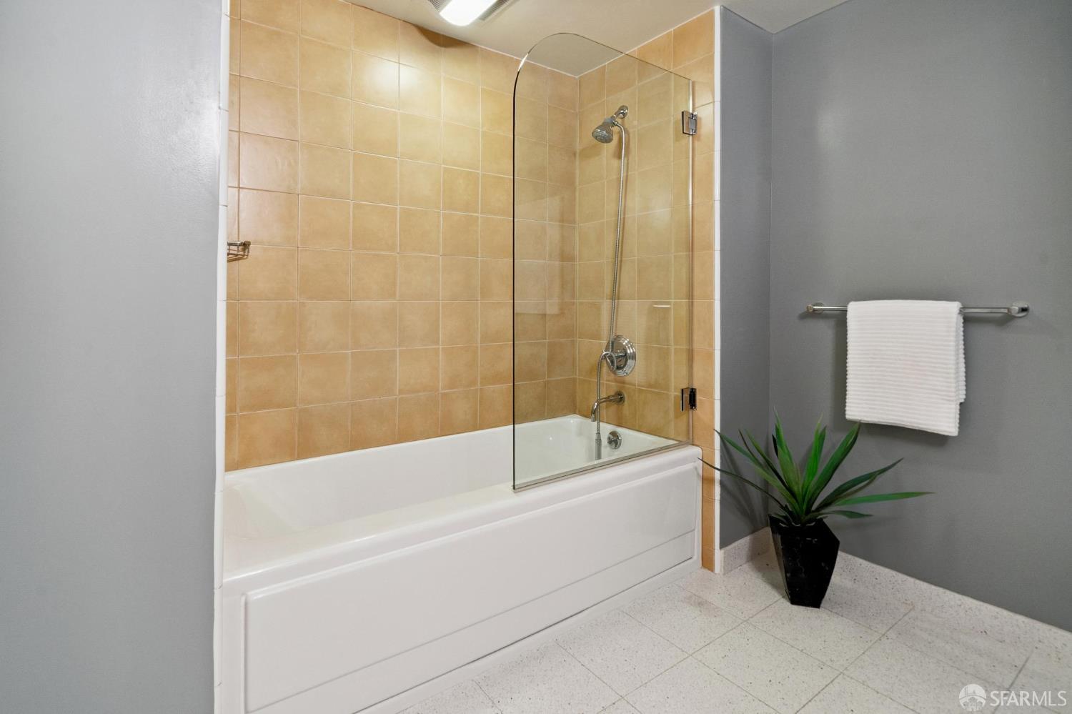 1221 Harrison Street # 1