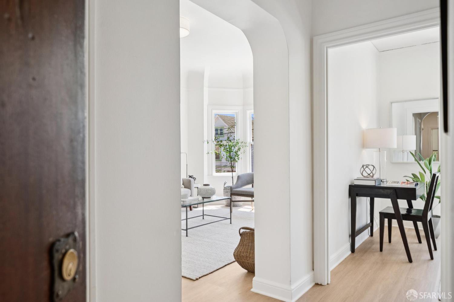 1063-1065 Sanchez Street