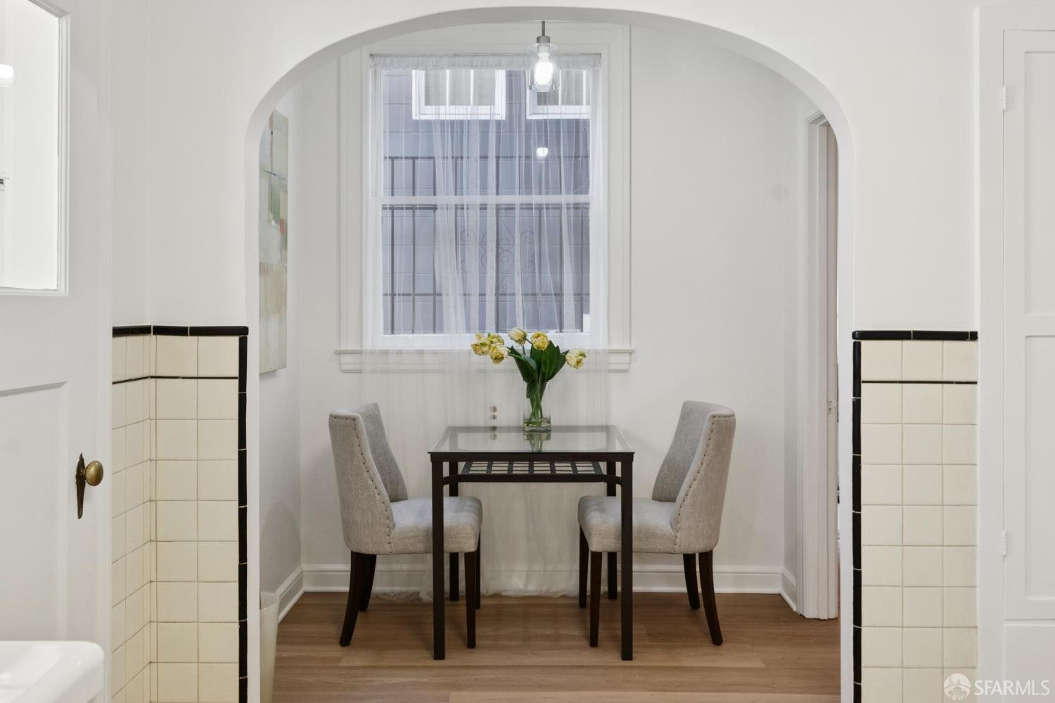 1063-1065 Sanchez Street