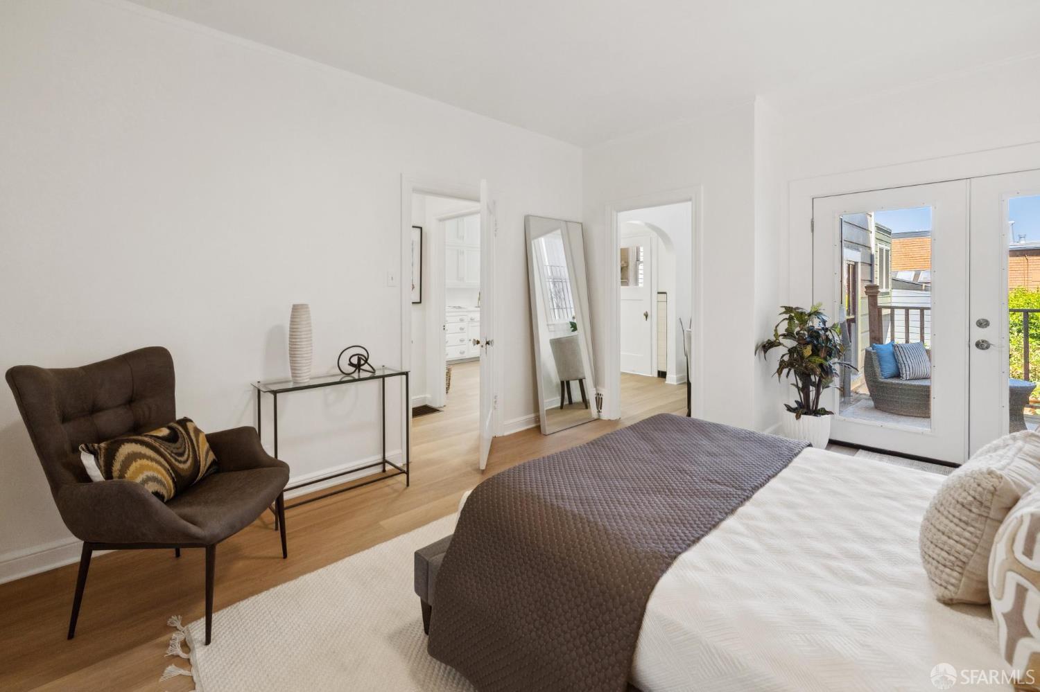 1063-1065 Sanchez Street