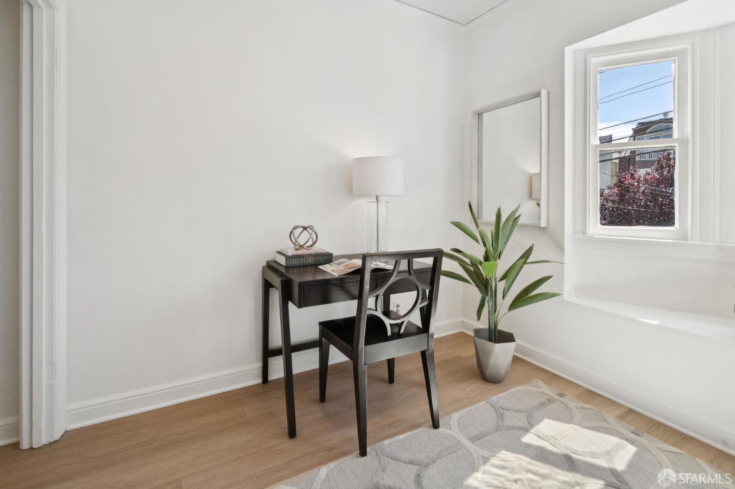 1063-1065 Sanchez Street