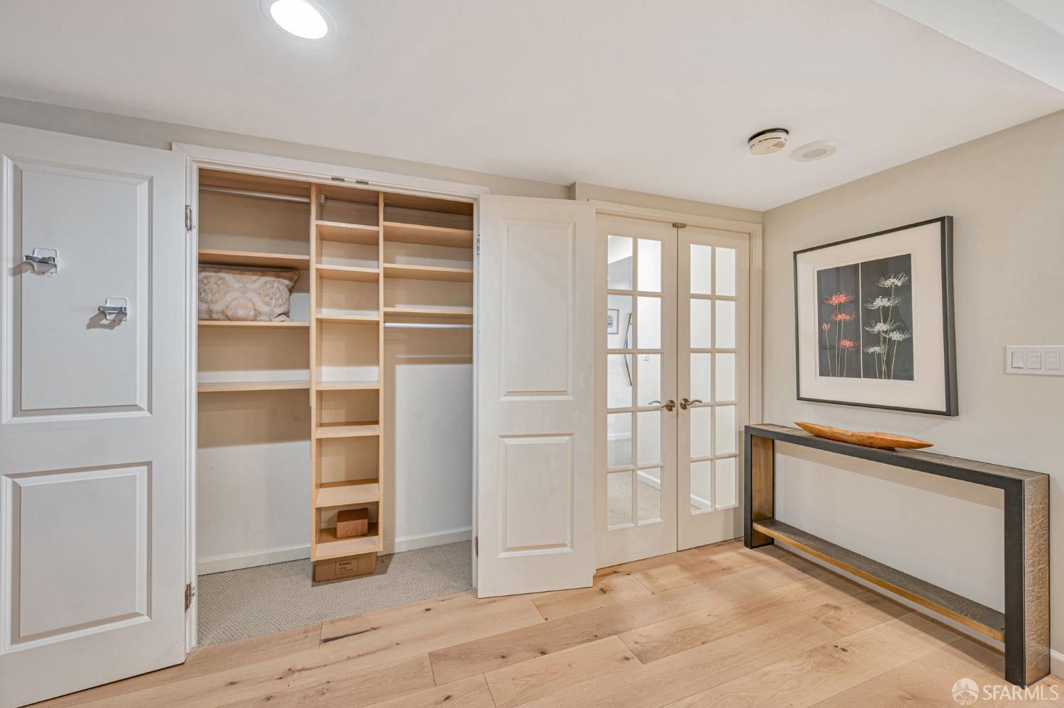 1177 California Street # 212