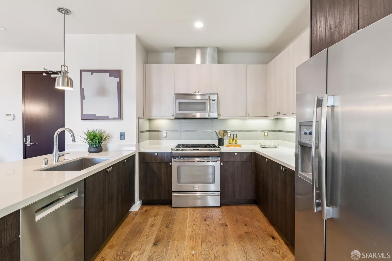 1301 Indiana St #404