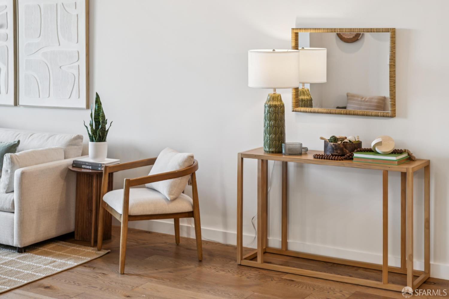 1301 Indiana St #404