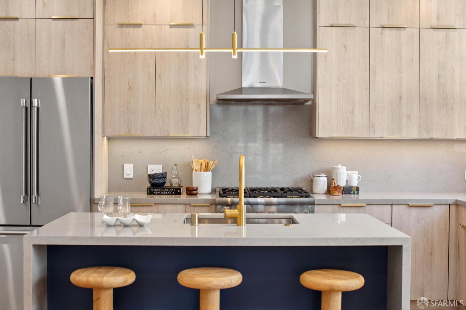 3445 Fillmore Street