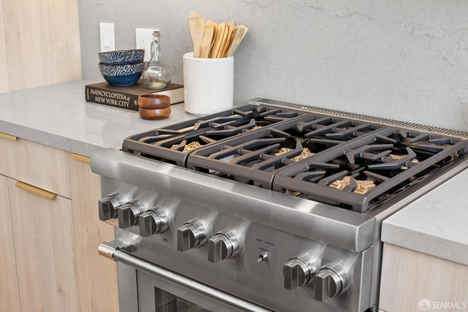 3445 Fillmore Street