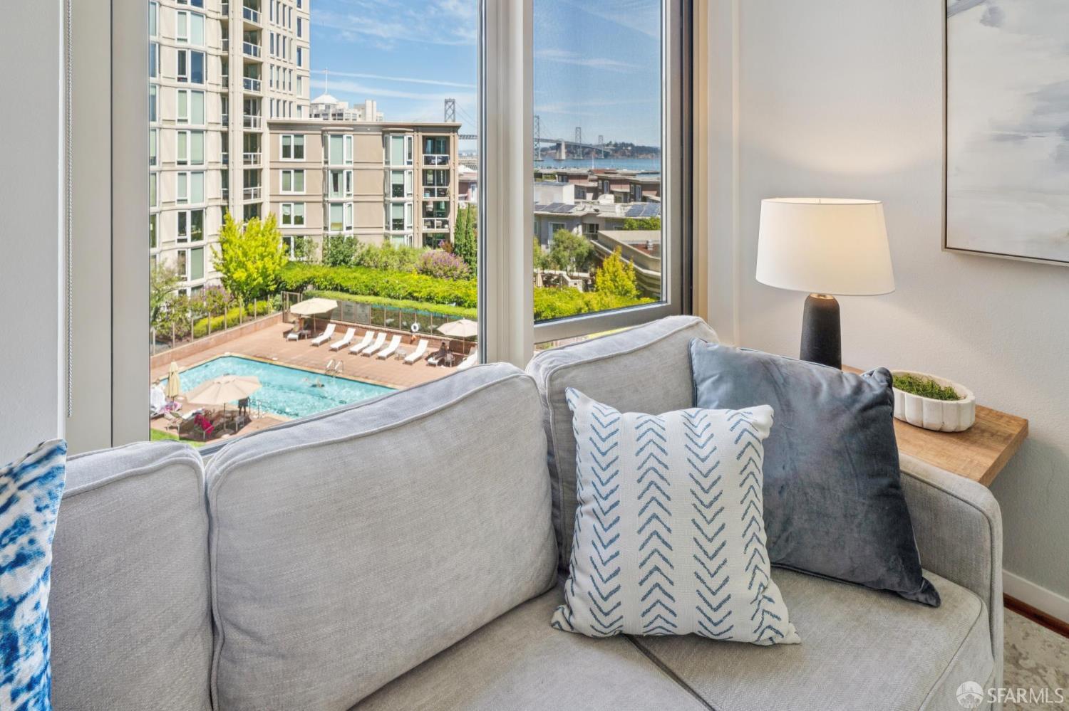 88 King Street # 705