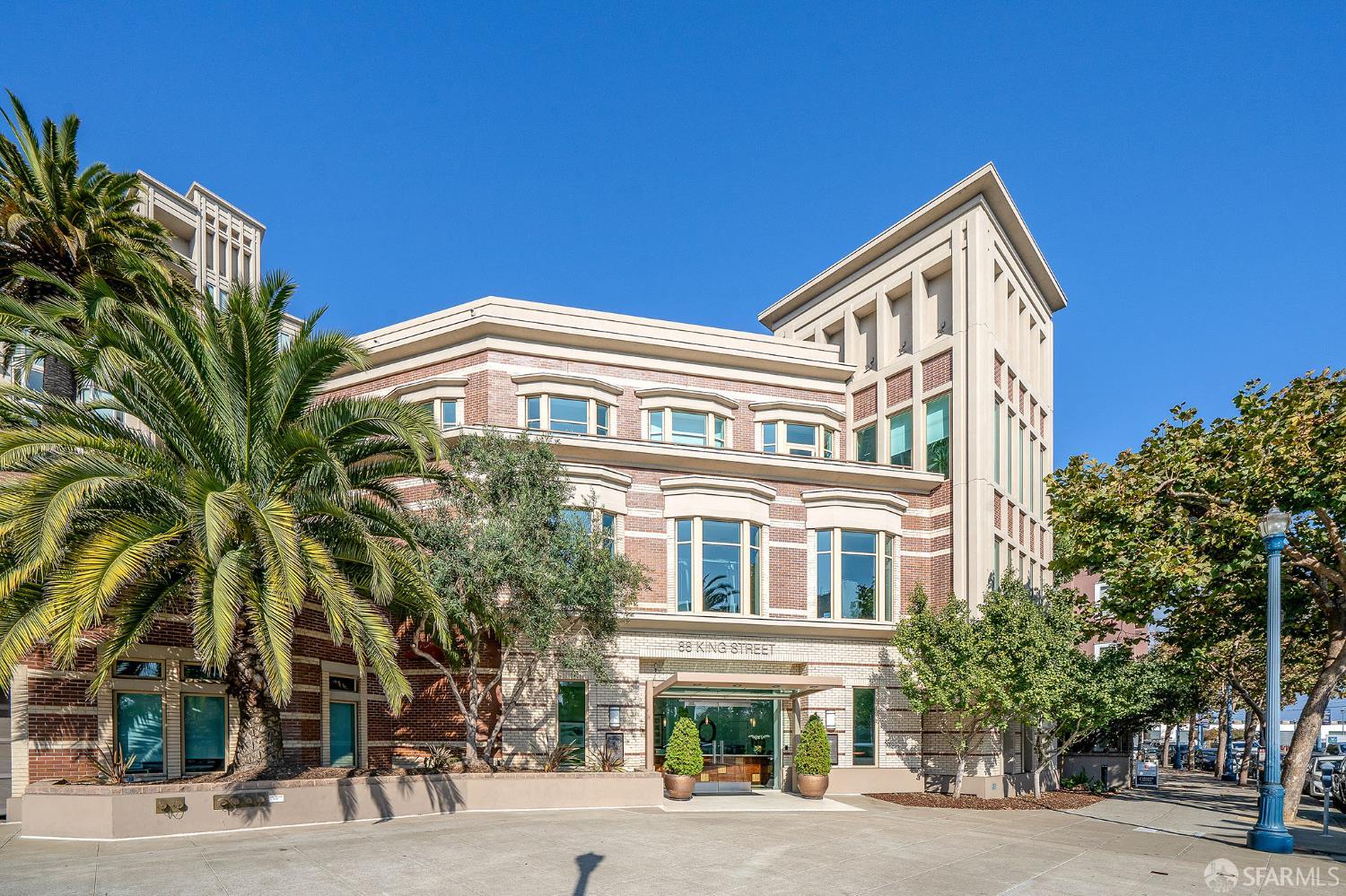 88 King Street # 705