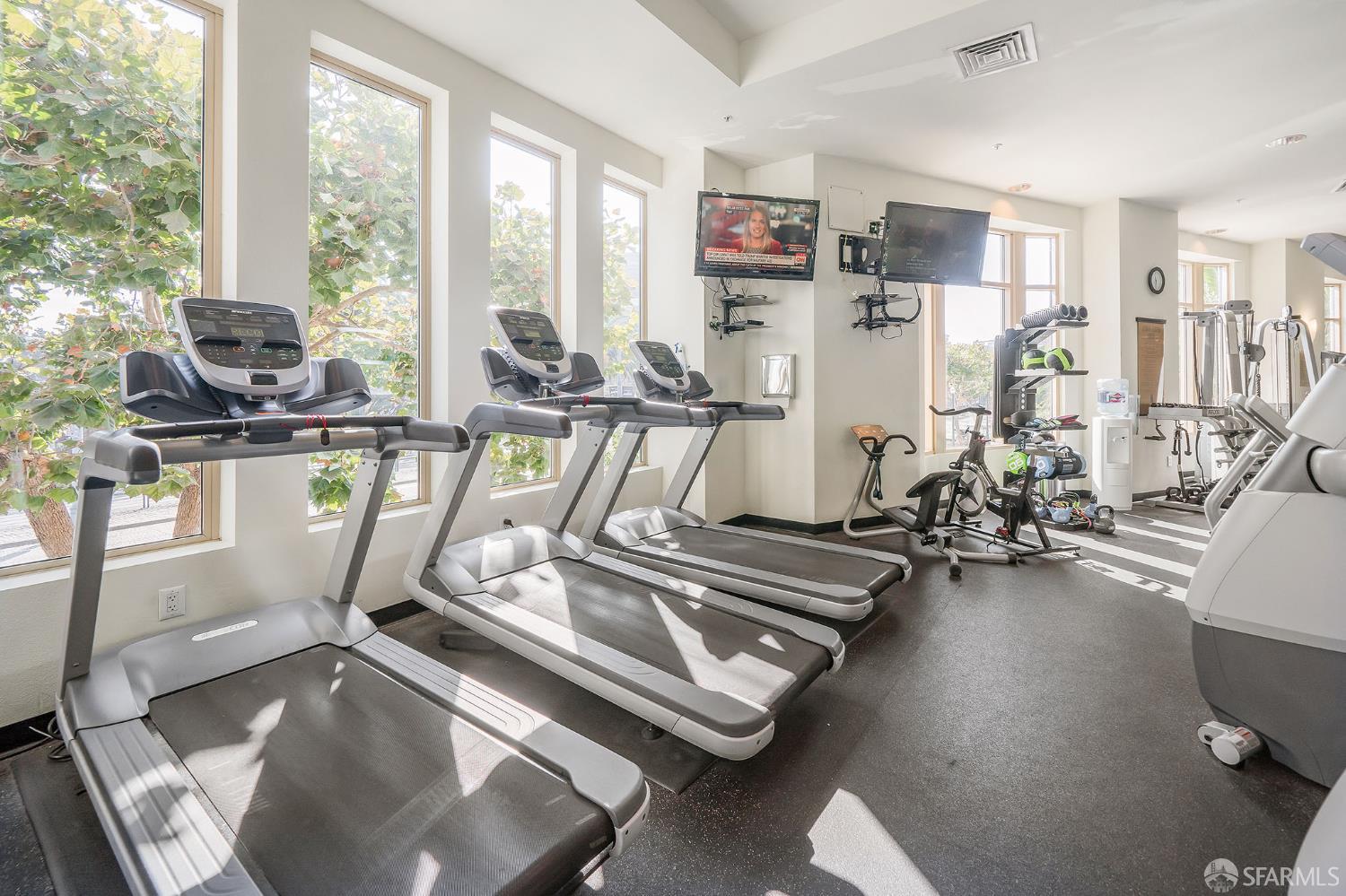 88 King Street # 705