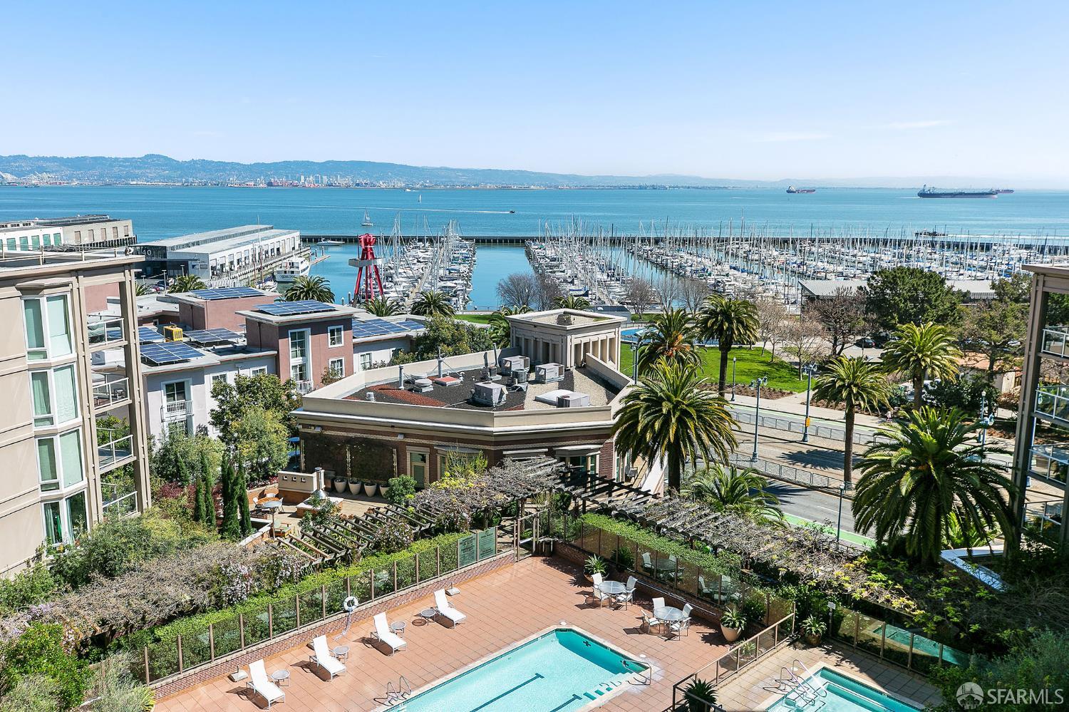 88 King Street # 705