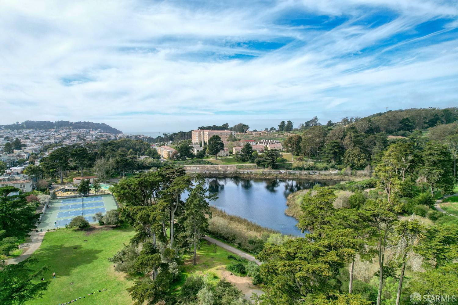 501 Arguello Boulevard # 203