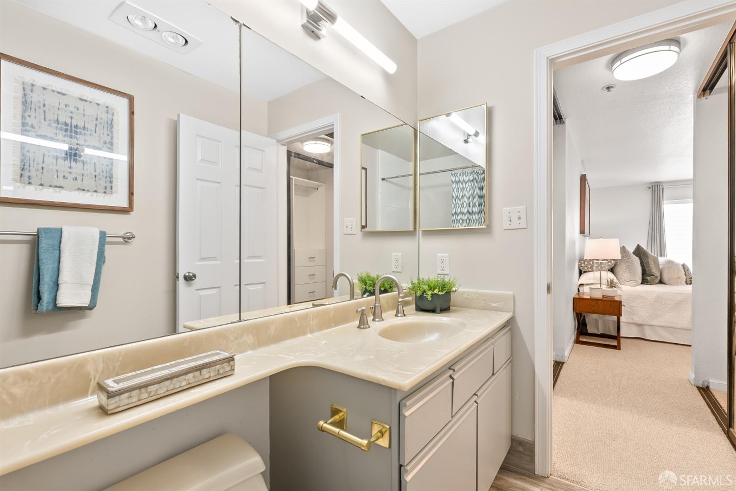 501 Arguello Boulevard # 203