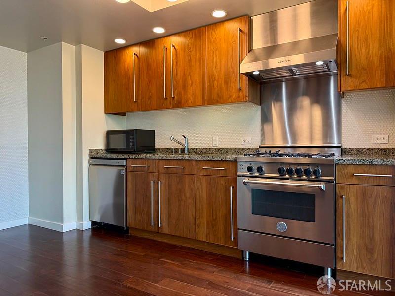 2125 Bryant Street # 403