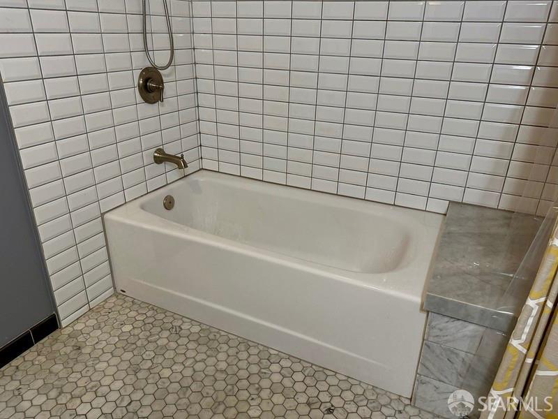 2125 Bryant Street # 403