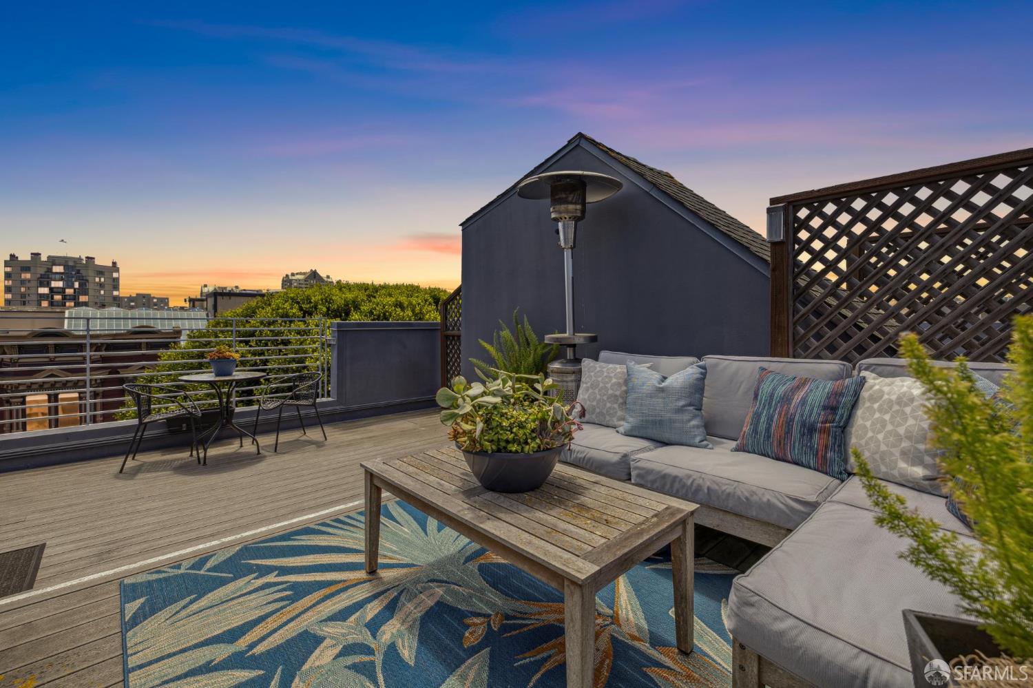 1970 Sutter Street # 203