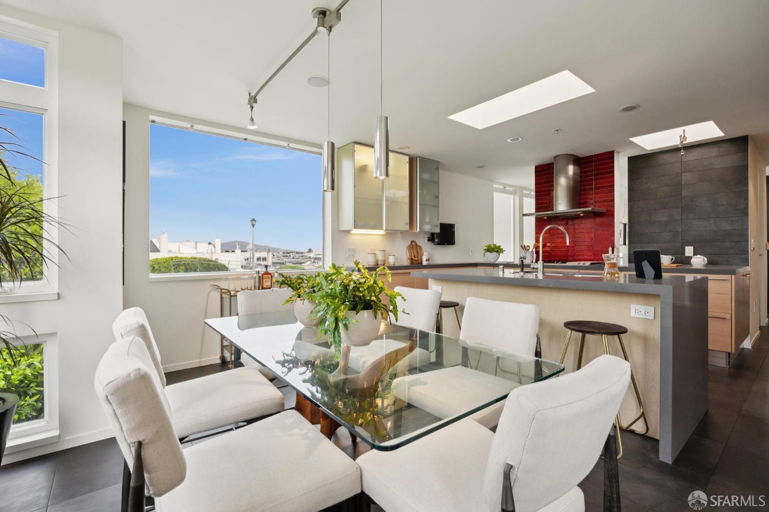 3208 Pierce Street # 408