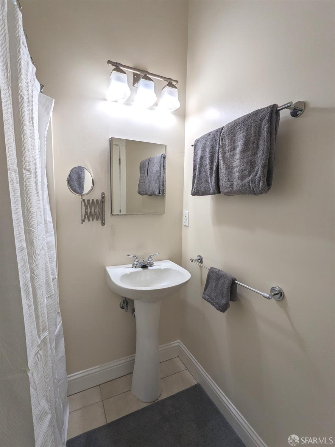 645 Hampshire Street