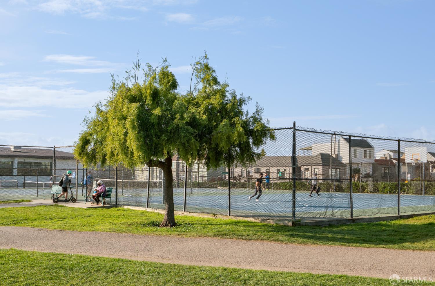 710 Arguello Boulevard