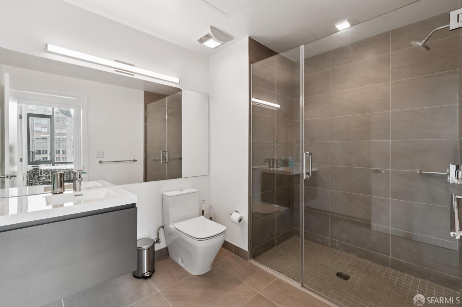 1545 Pine Street # 1106