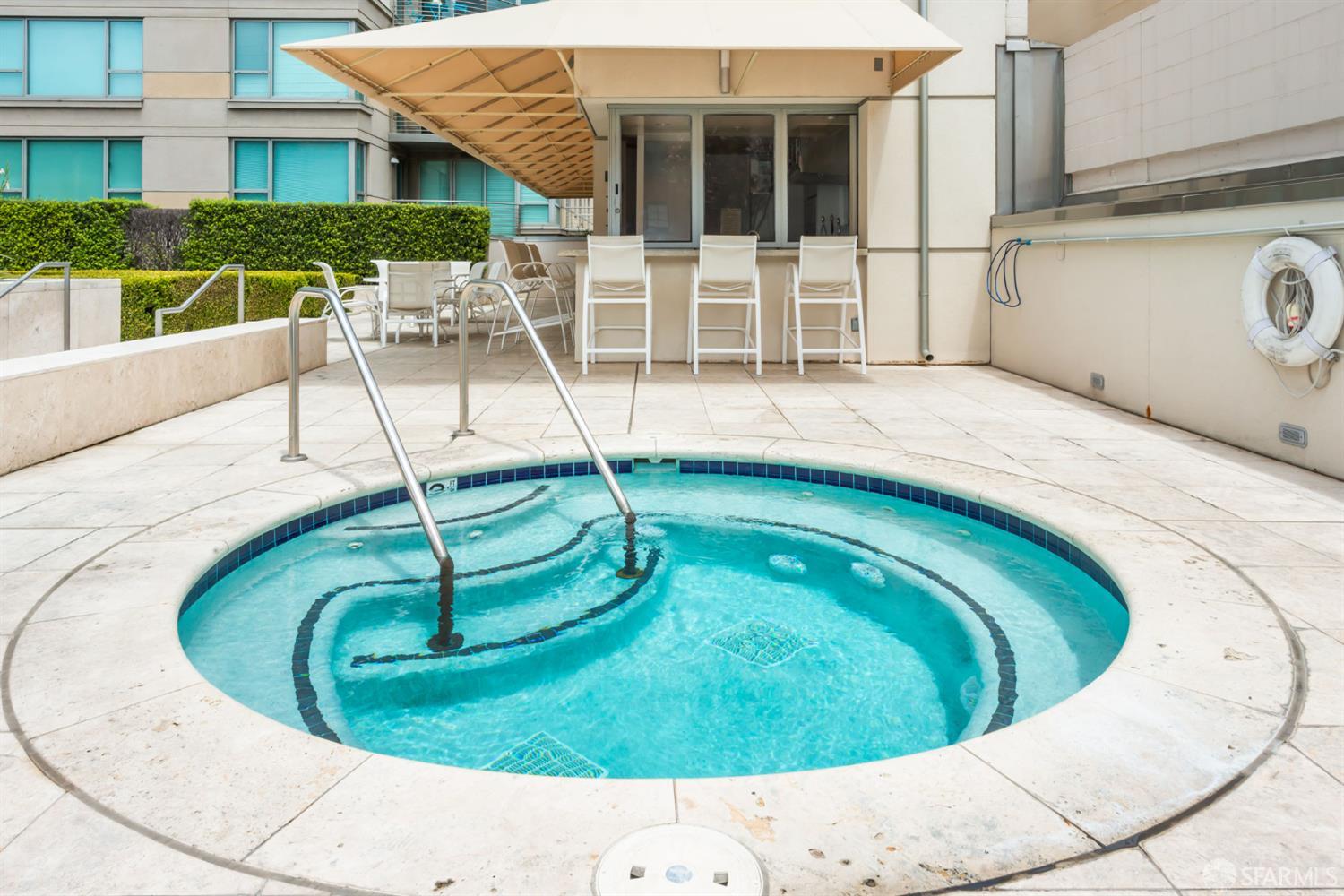 219 Brannan Street # 7J