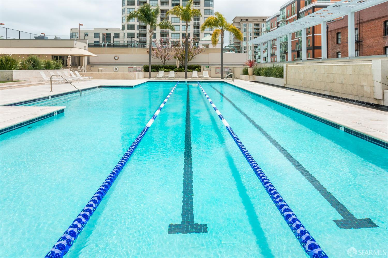 219 Brannan Street # 7J