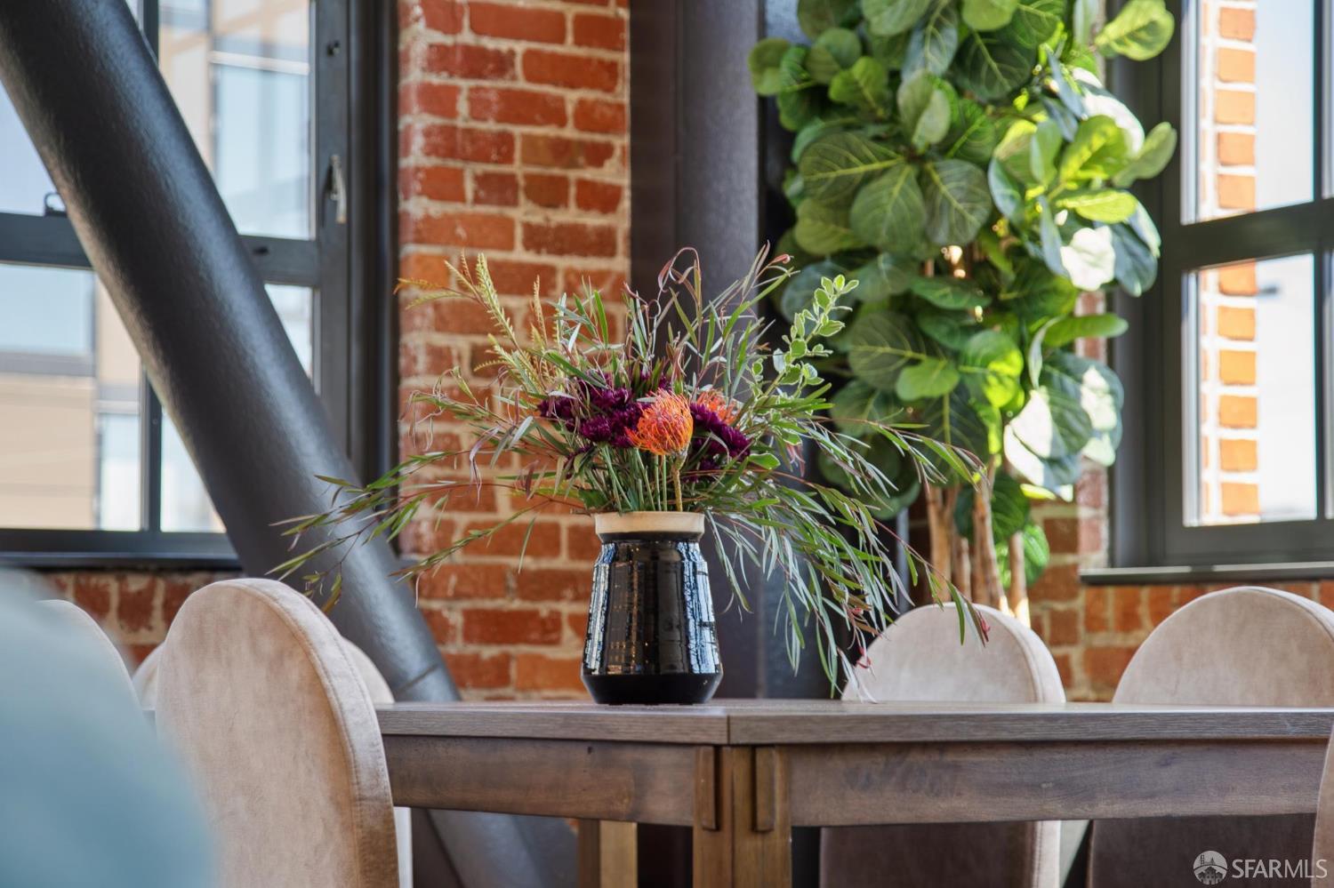 2101 Bryant Street # 306