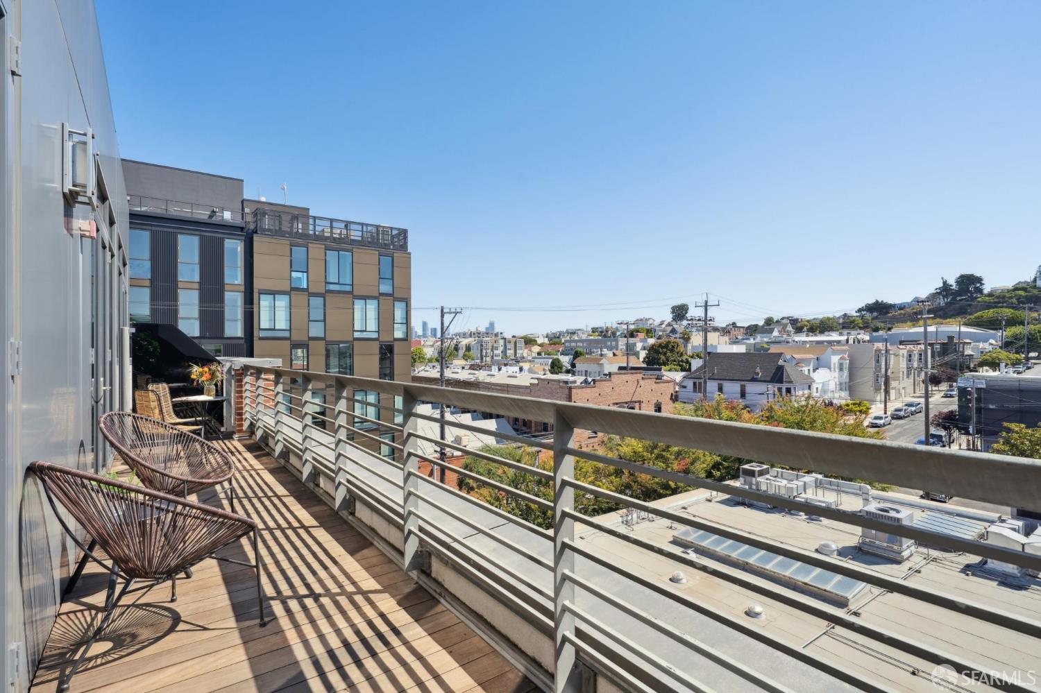 2101 Bryant Street # 306