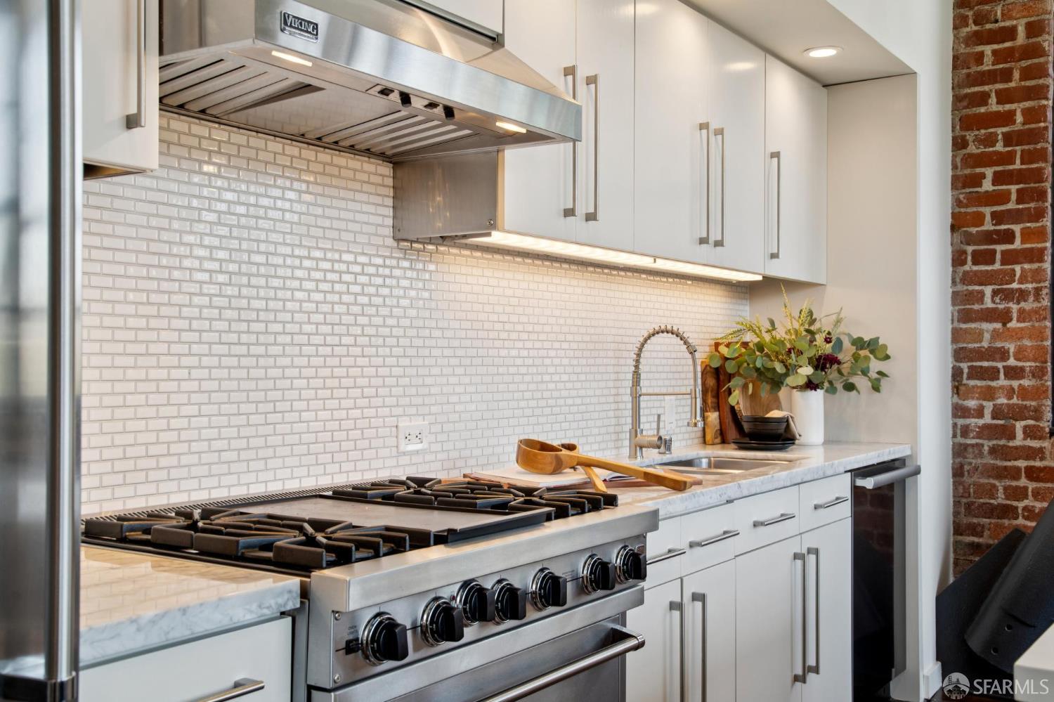 2101 Bryant Street # 306