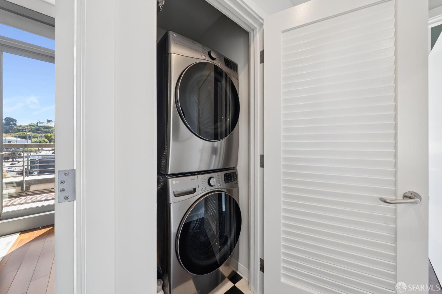 2101 Bryant Street # 306