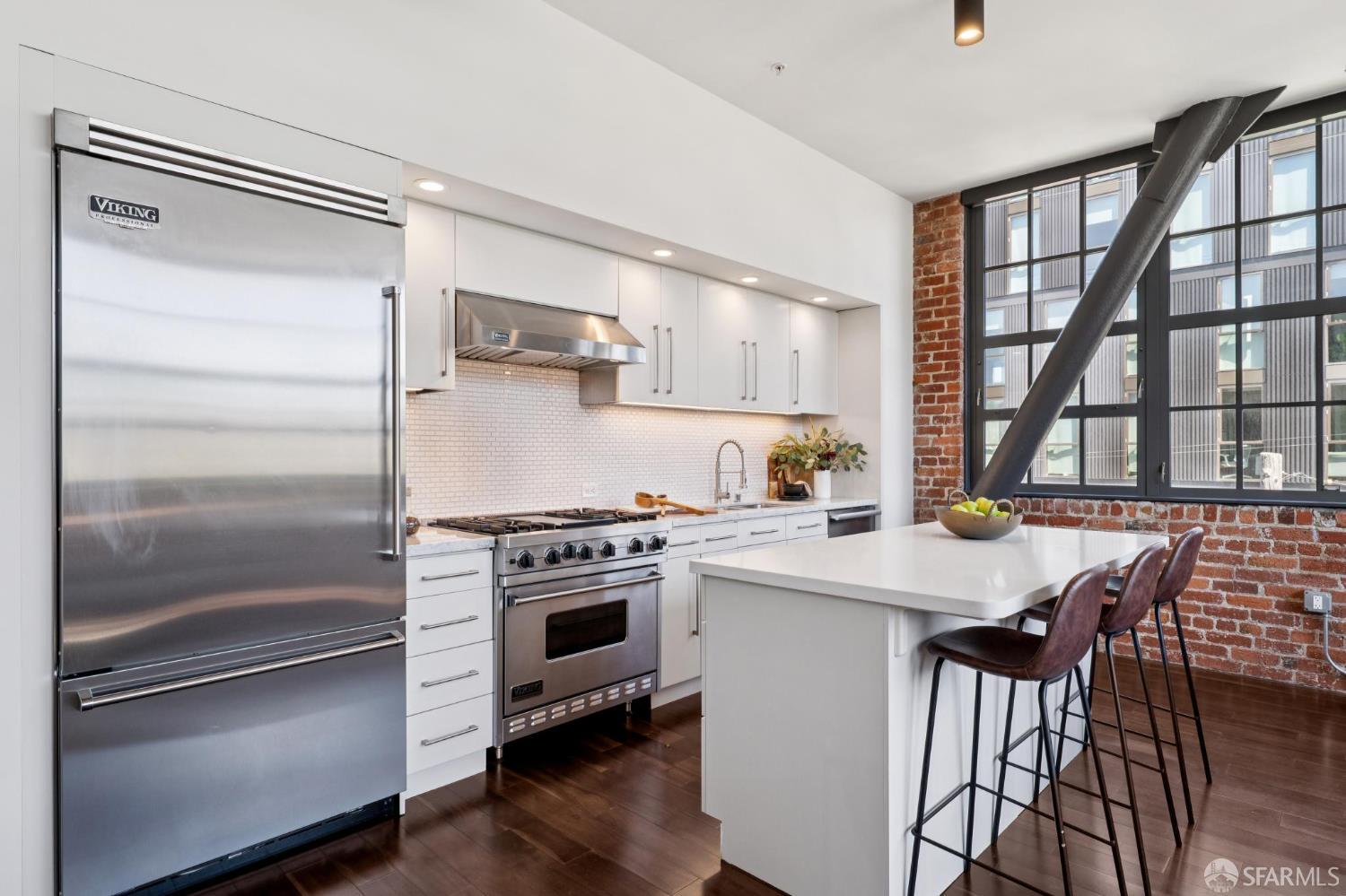 2101 Bryant Street # 306