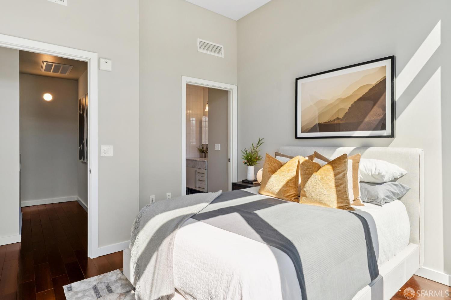 2101 Bryant Street # 306