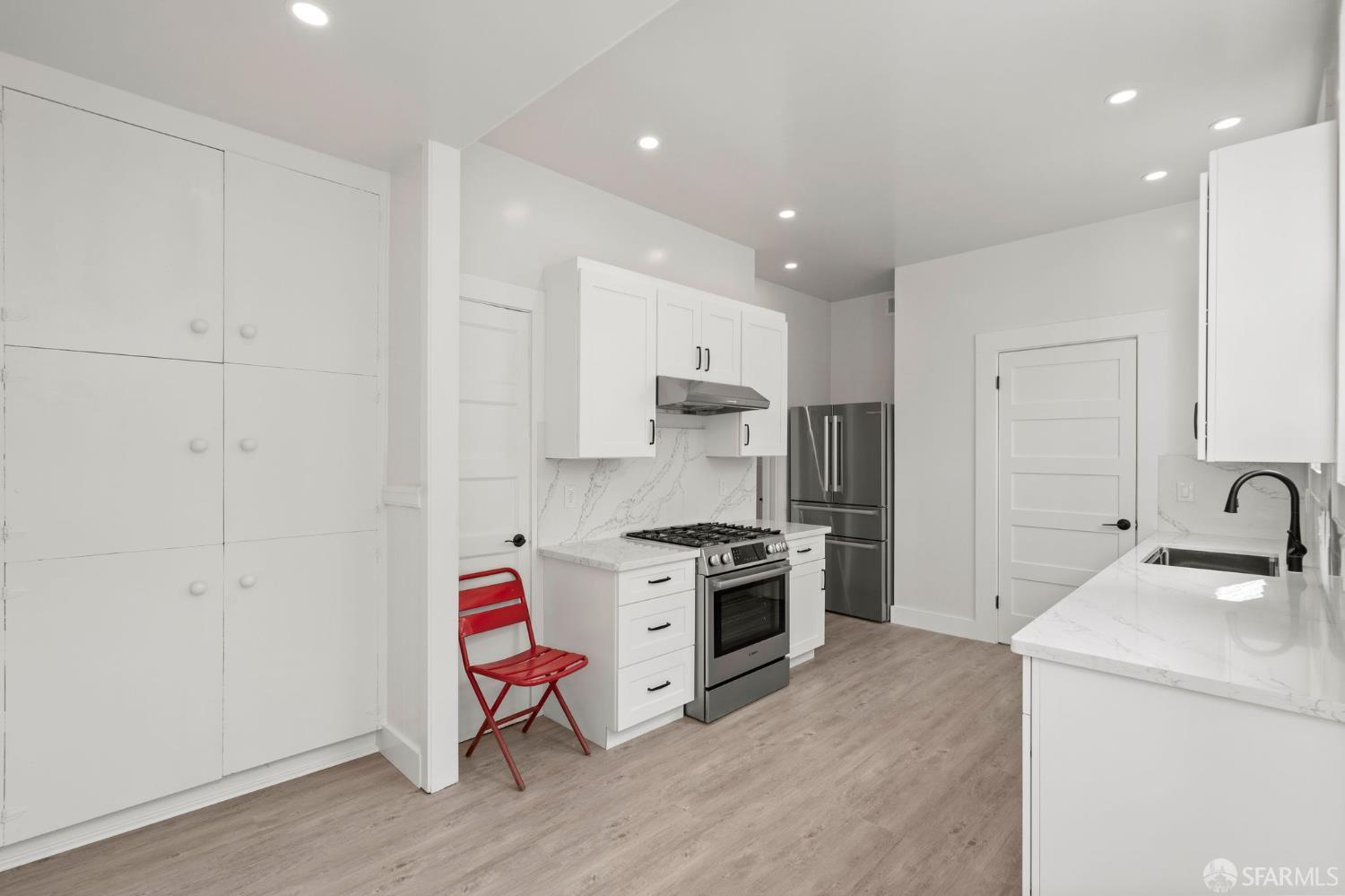 672 Castro Street # 674