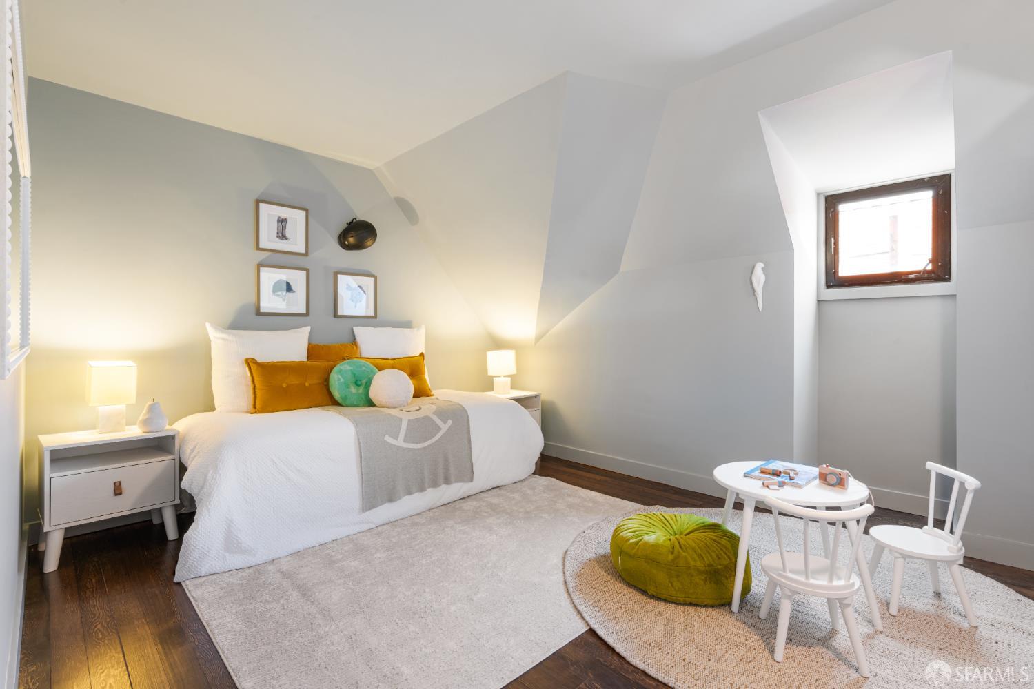 1384-1386 Utah Street