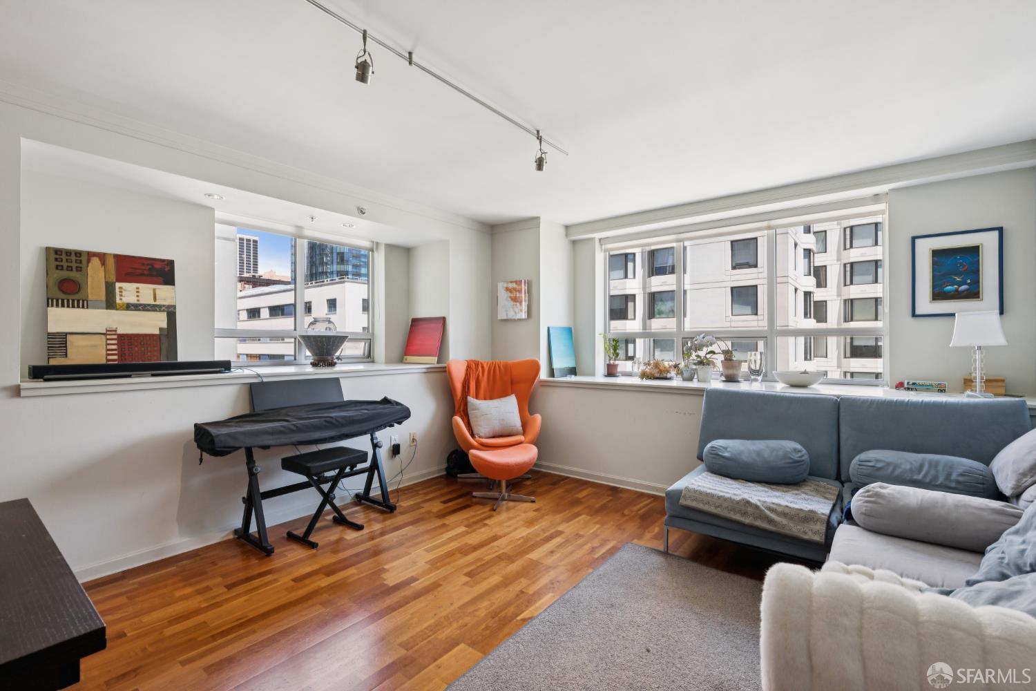 400 Beale Street # 905