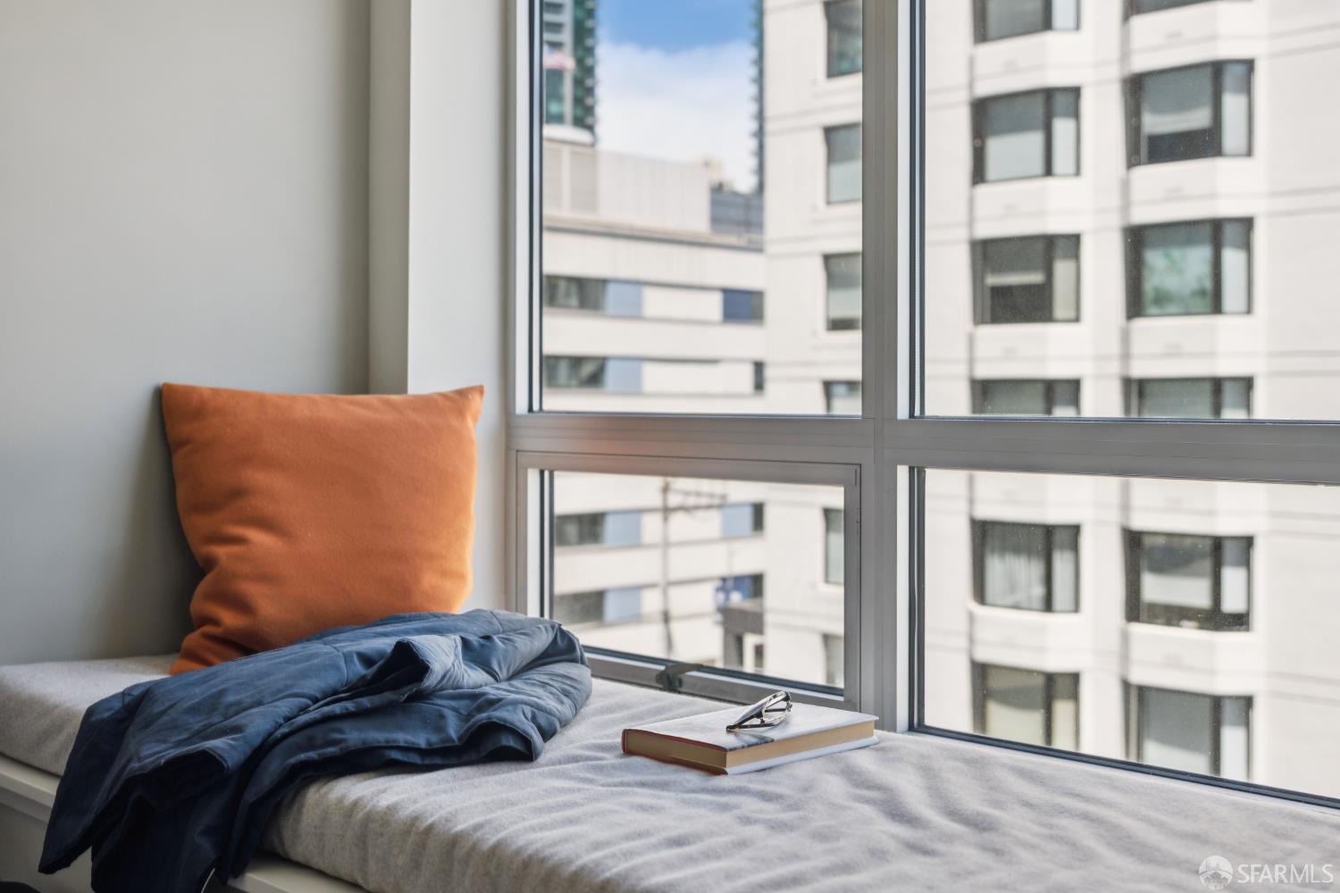 400 Beale Street # 905