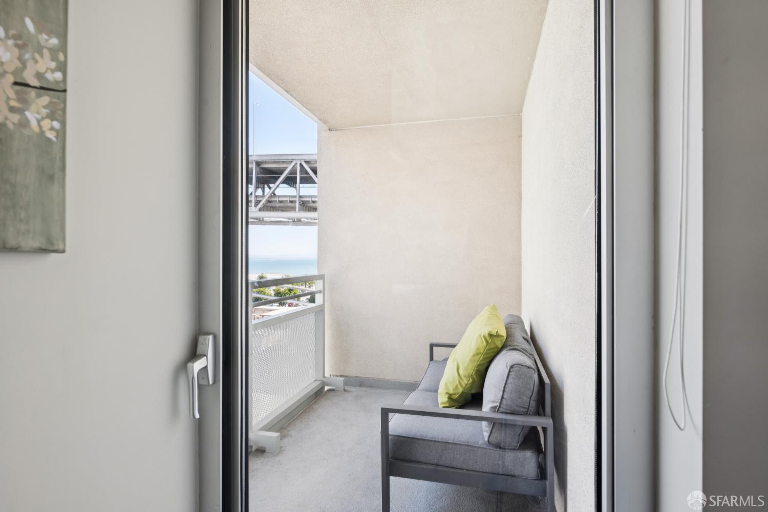 400 Beale Street # 905