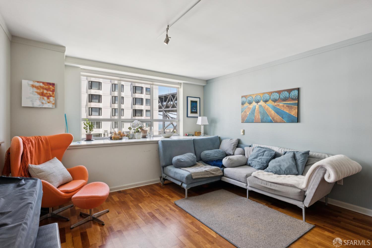 400 Beale Street # 905