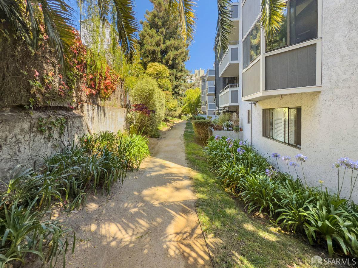 360 Guerrero Street # 414