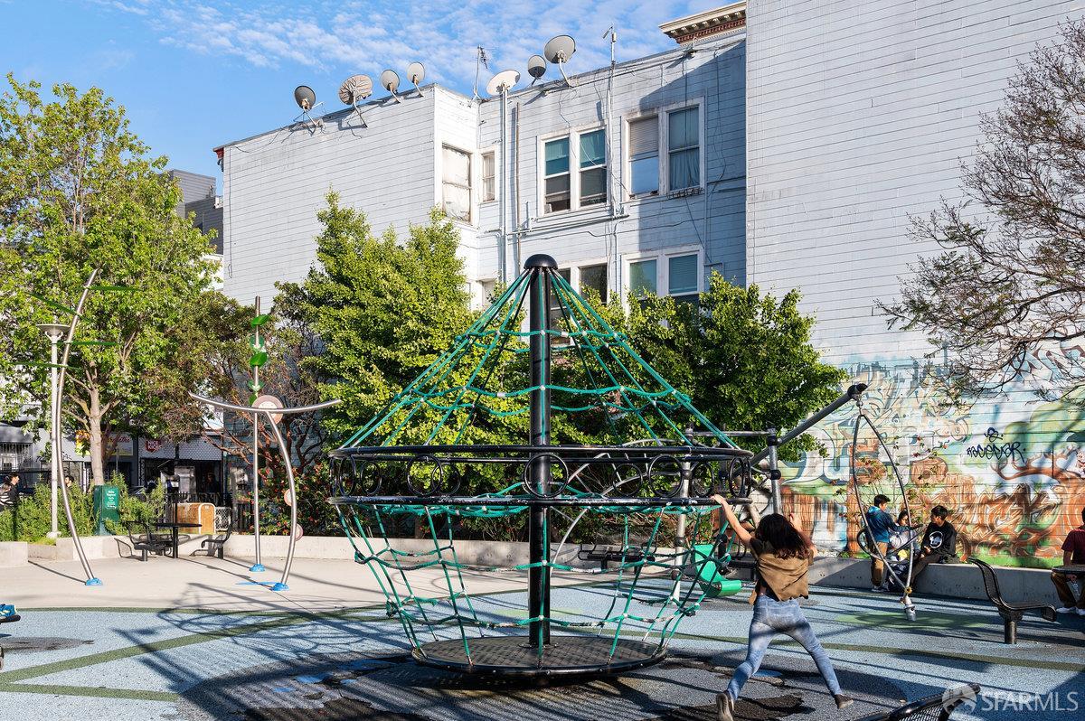 360 Guerrero Street # 414