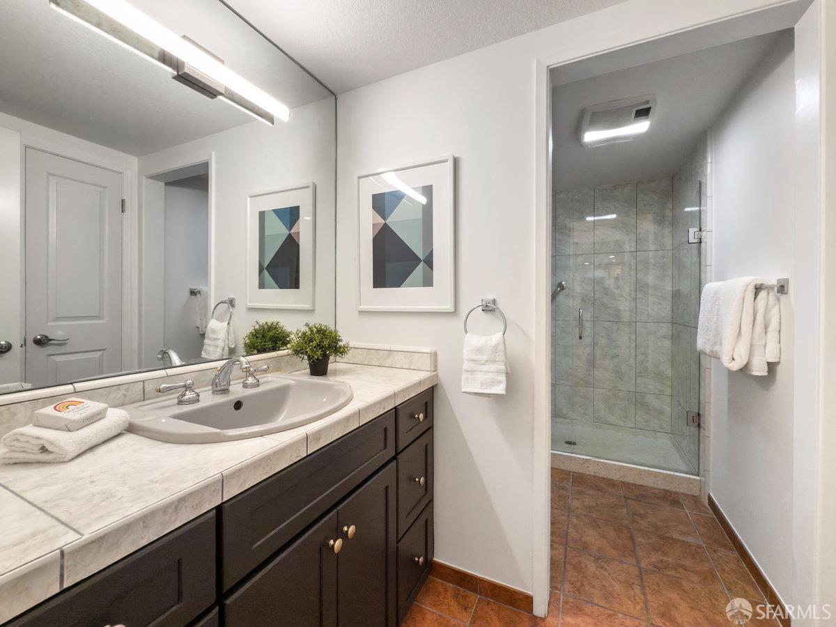 360 Guerrero Street # 414