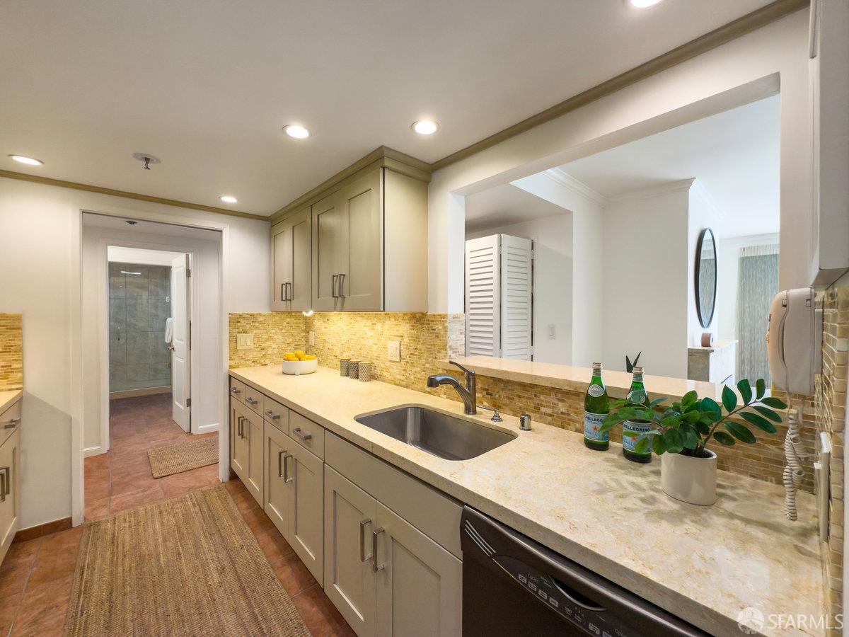 360 Guerrero Street # 414