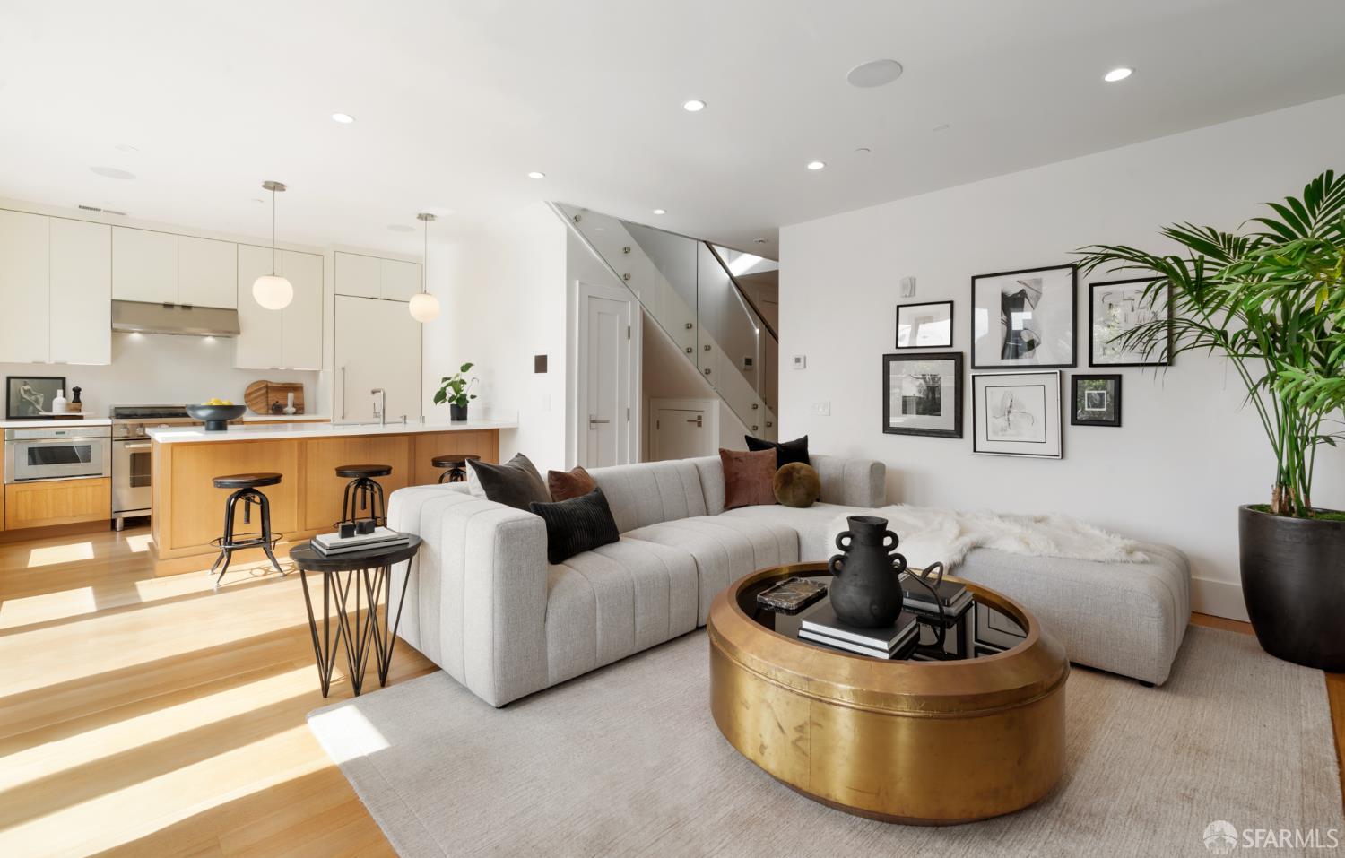 1010 Stanyan Street # 2