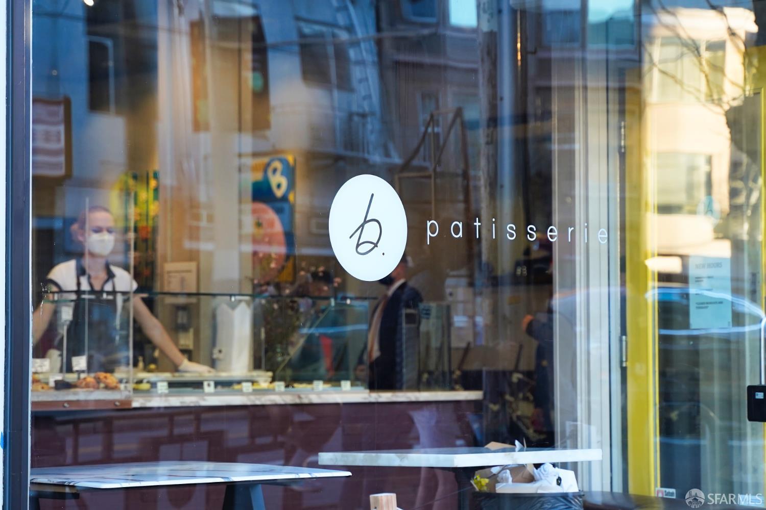 2116 Divisadero Street