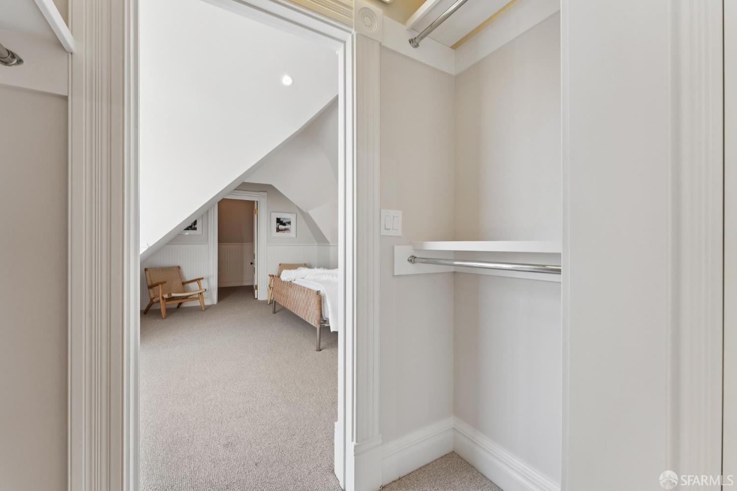 2116 Divisadero Street