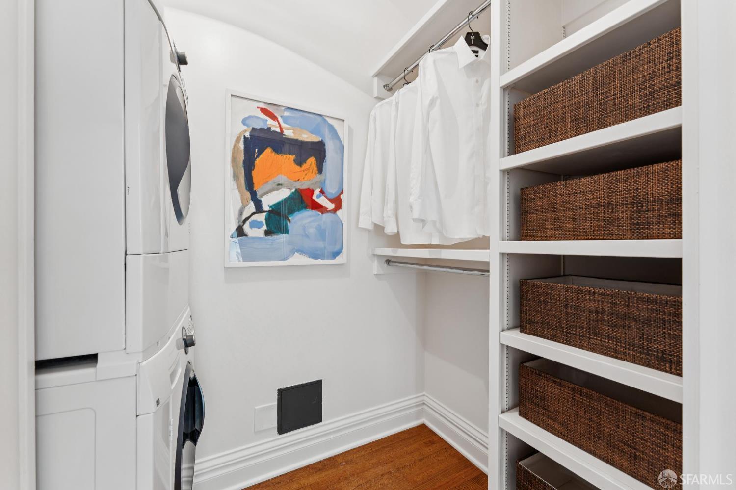 2116 Divisadero Street