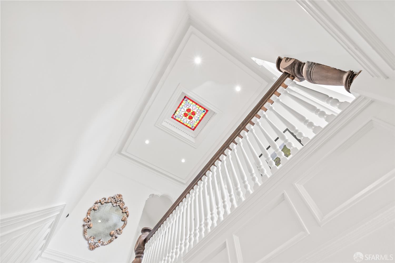 2116 Divisadero Street