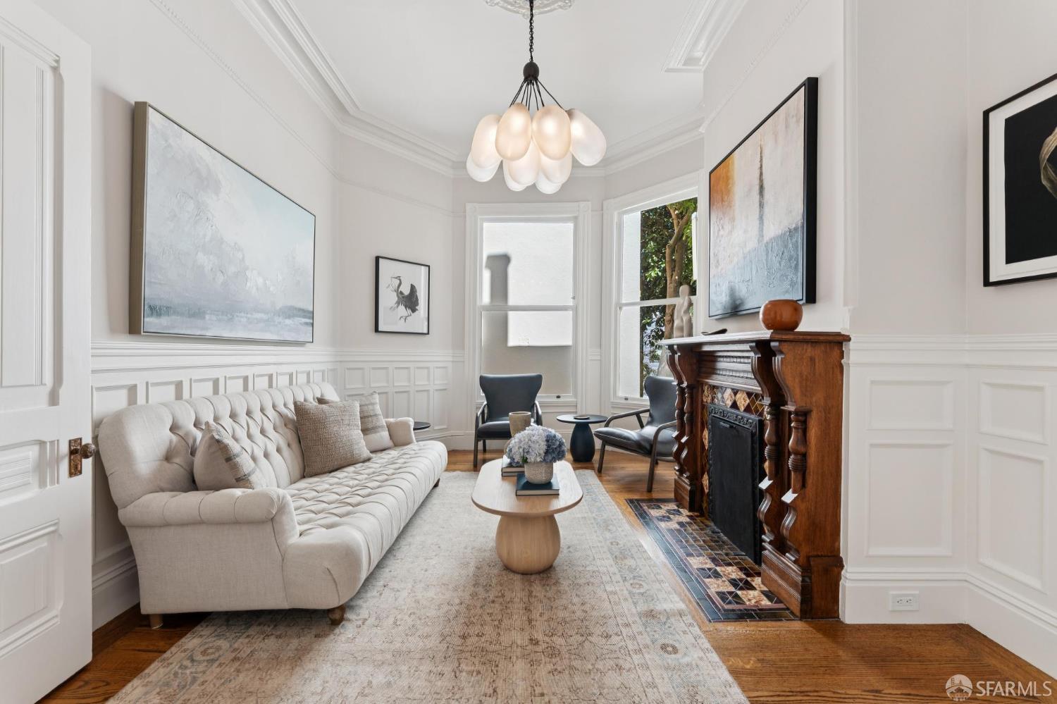 2116 Divisadero Street