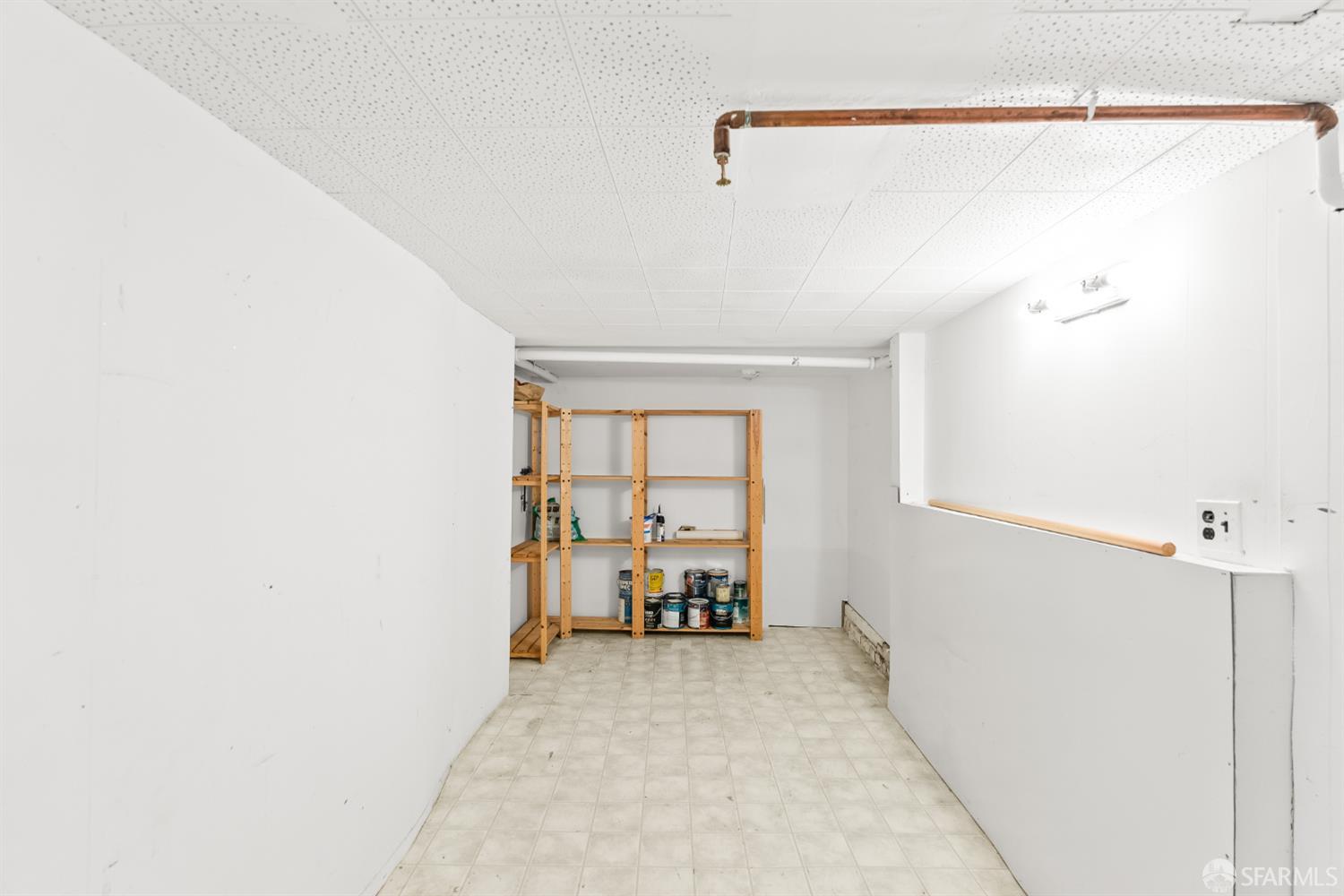 2116 Divisadero Street