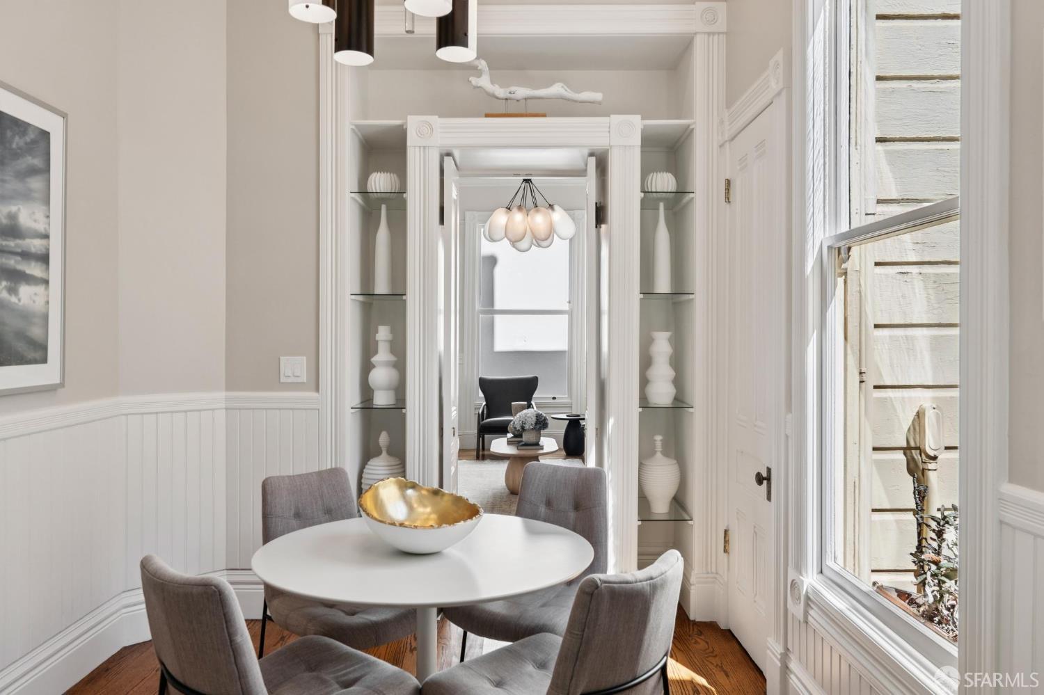 2116 Divisadero Street